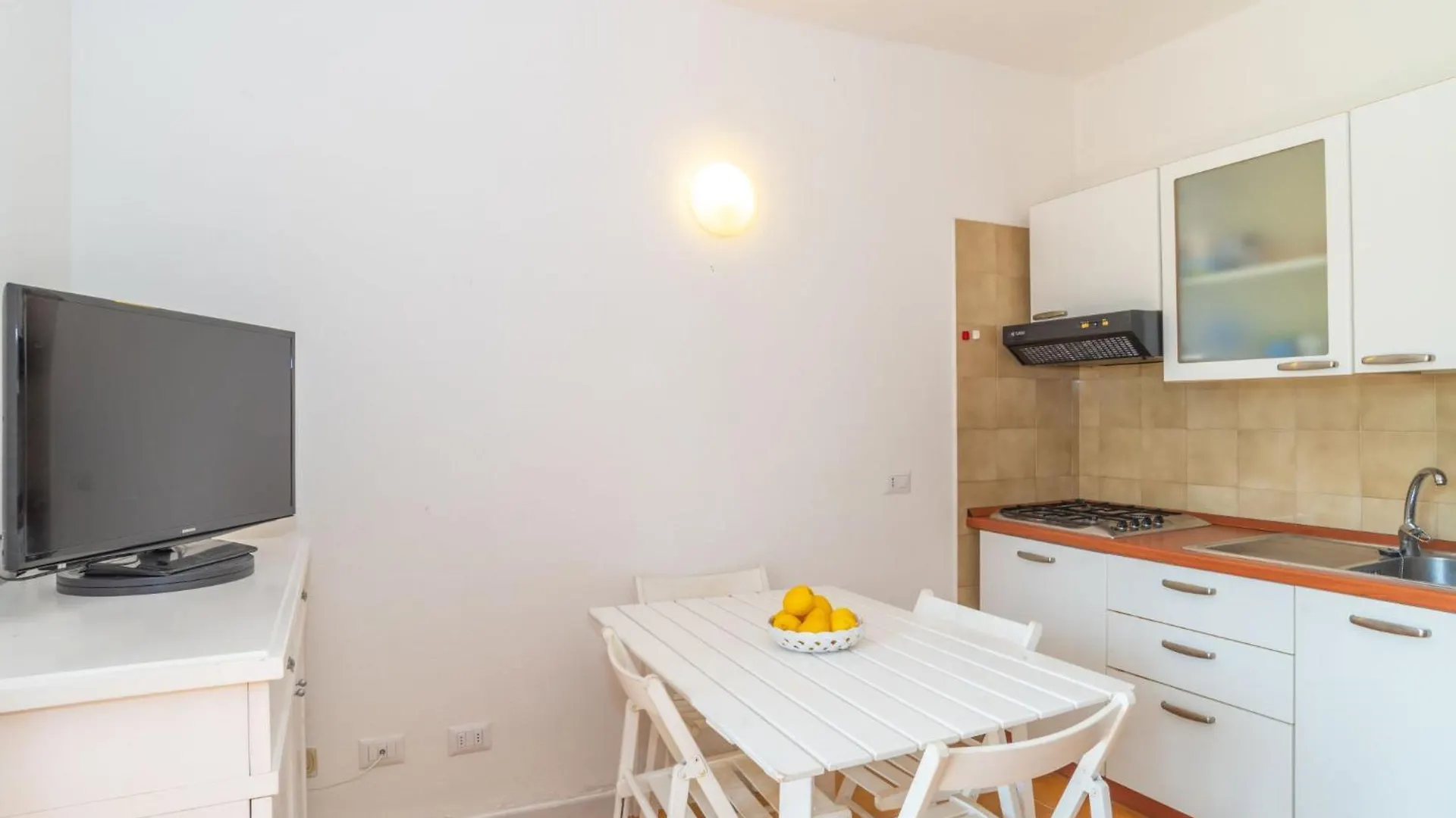 Apartment Mediterranea - Cni181 By Interhome Cannigione 0*,